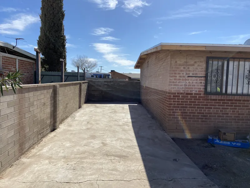 Shed removal in Tucson, after: the shed gone and the slab clear